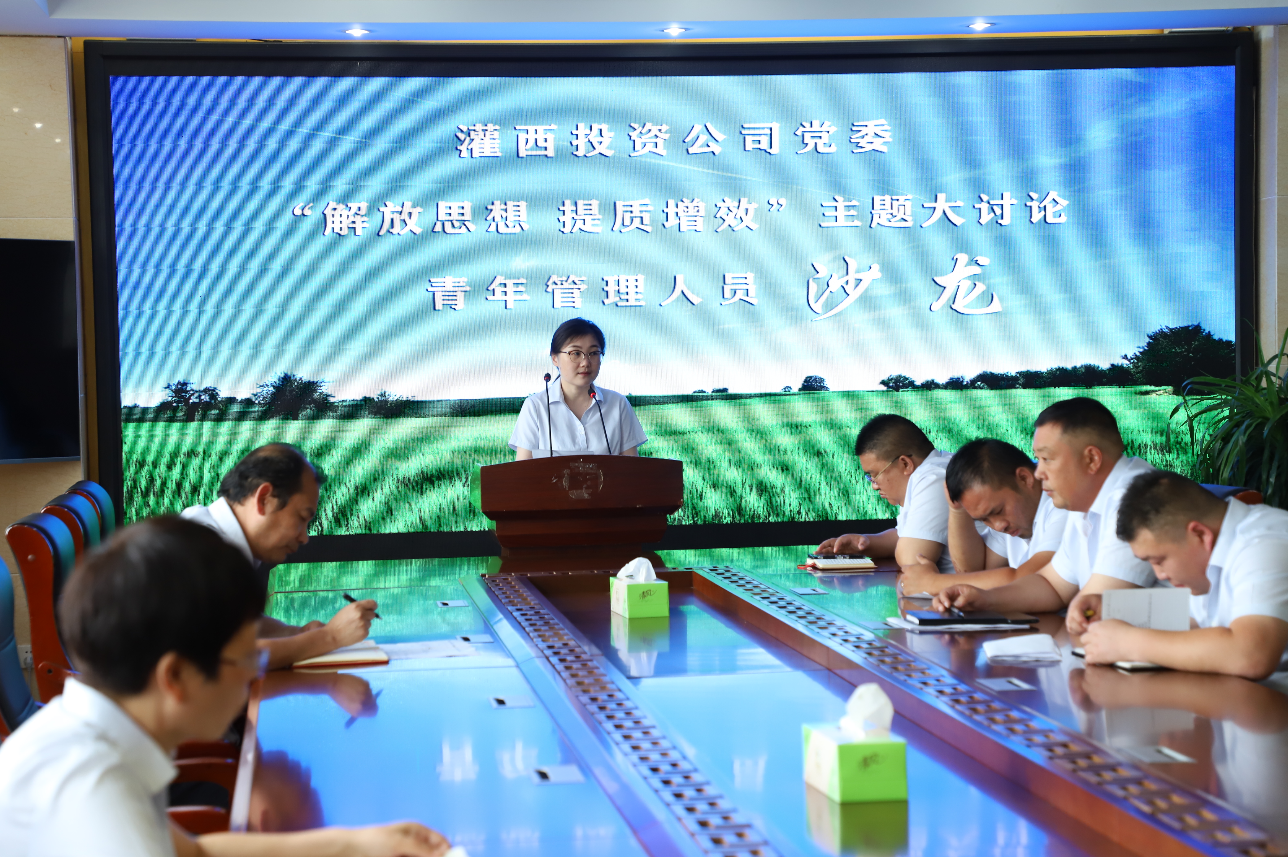 IMG_2030.JPG IMG_2030.JPG